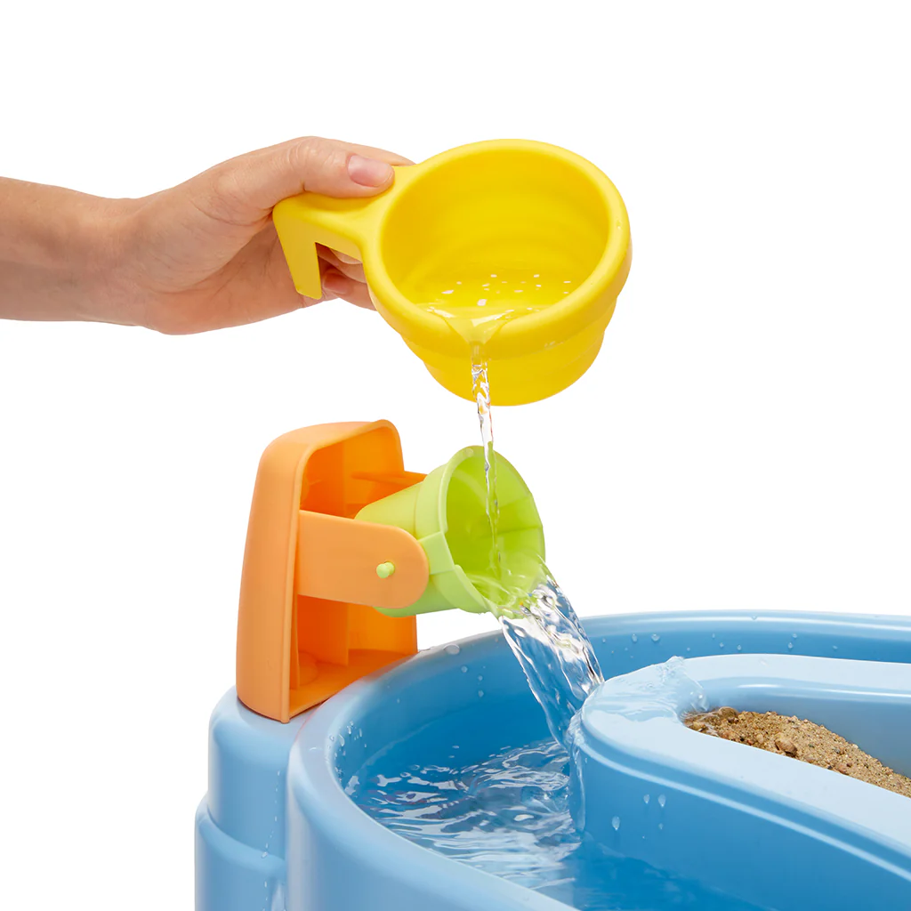 Bluey™ Beach Water Table - Image 4