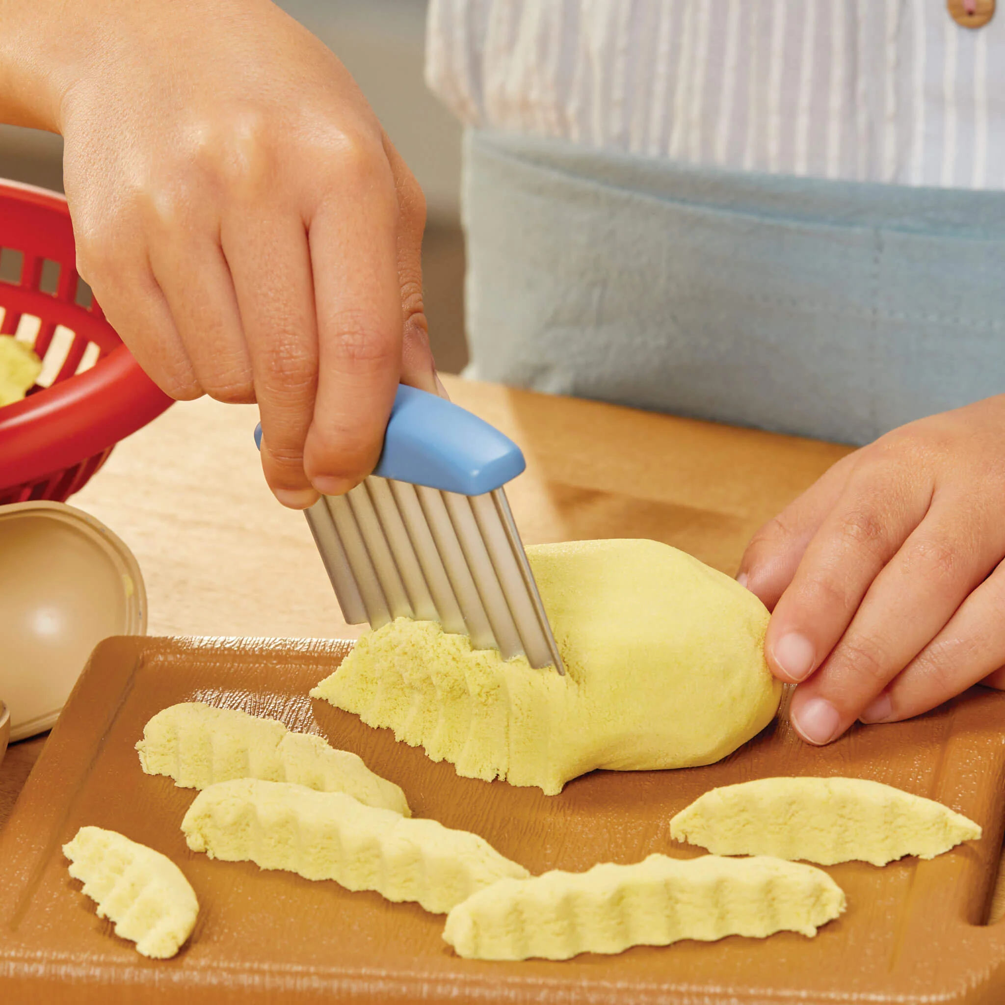 Creative Chefs⢠Cheeseburger and Fries Kit - Image 4