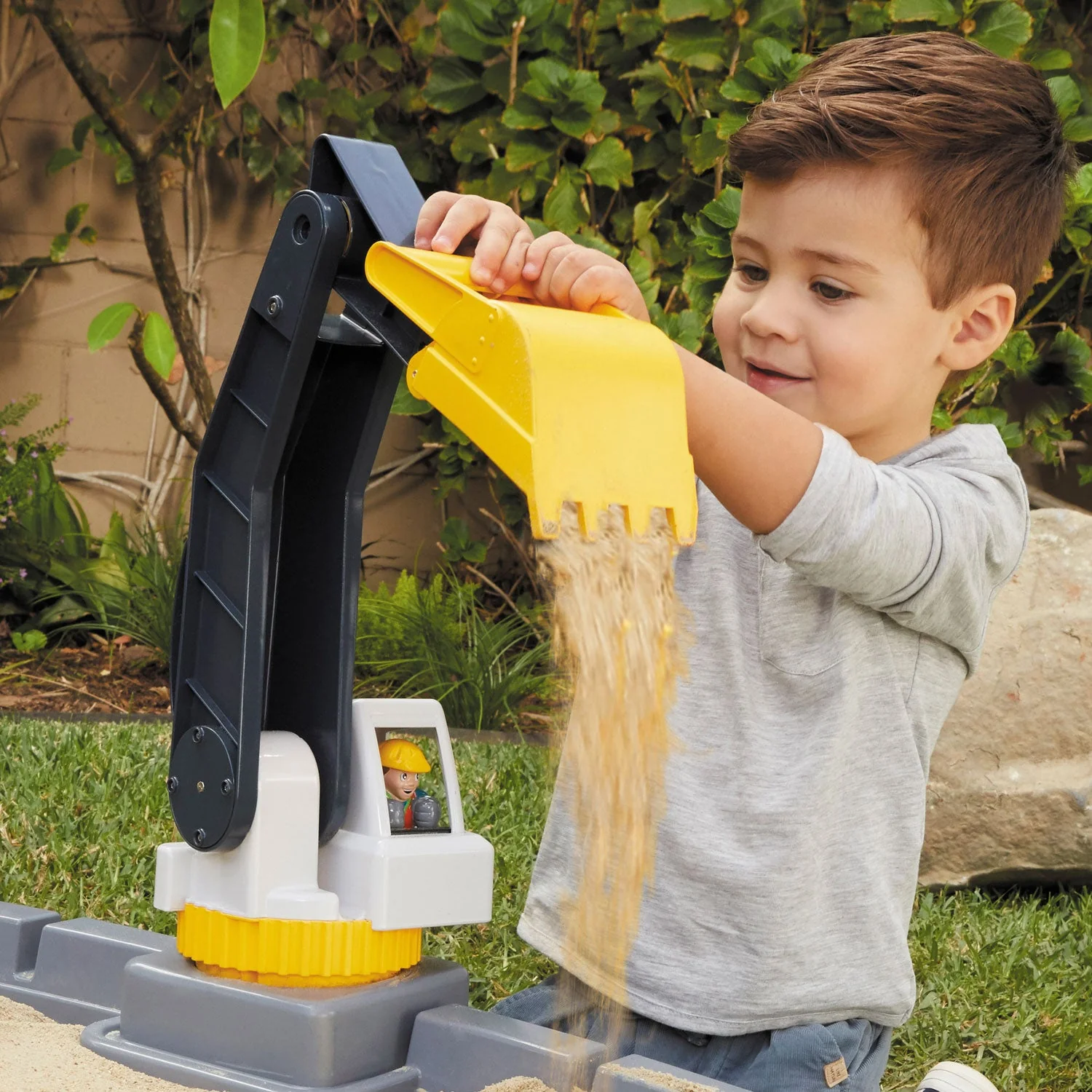 Dirt Diggers™ Excavator Sandbox - Image 3