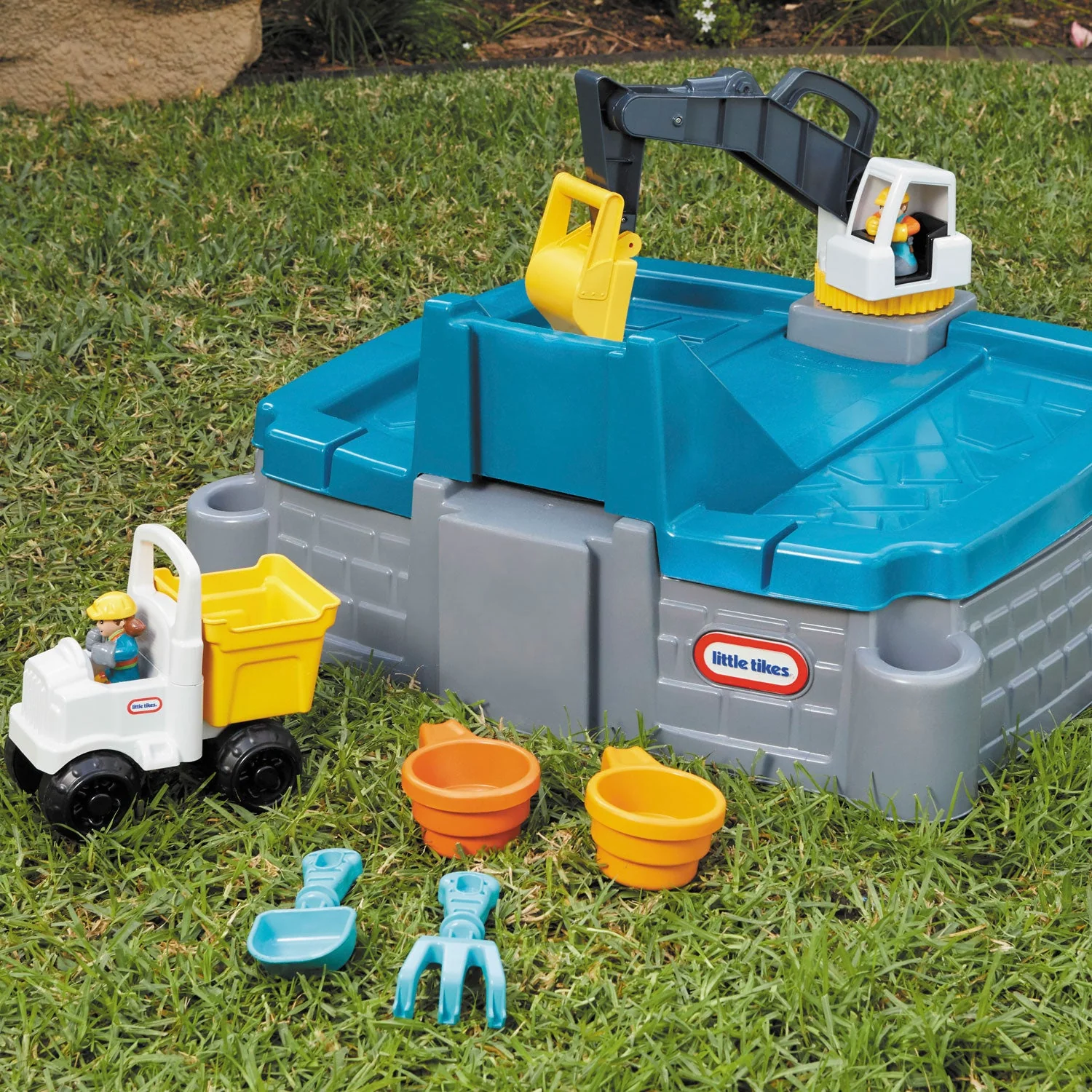 Dirt Diggers™ Excavator Sandbox - Image 6