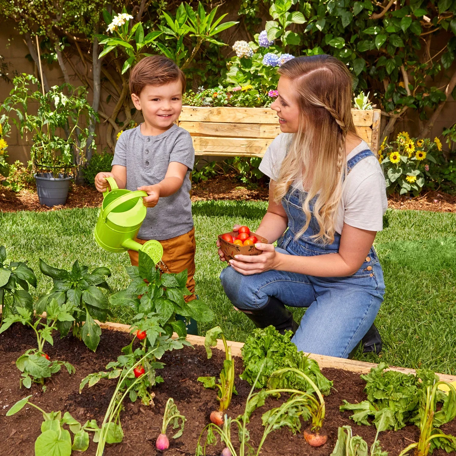 Growing Garden™ Watering Can and Gloves - Image 3