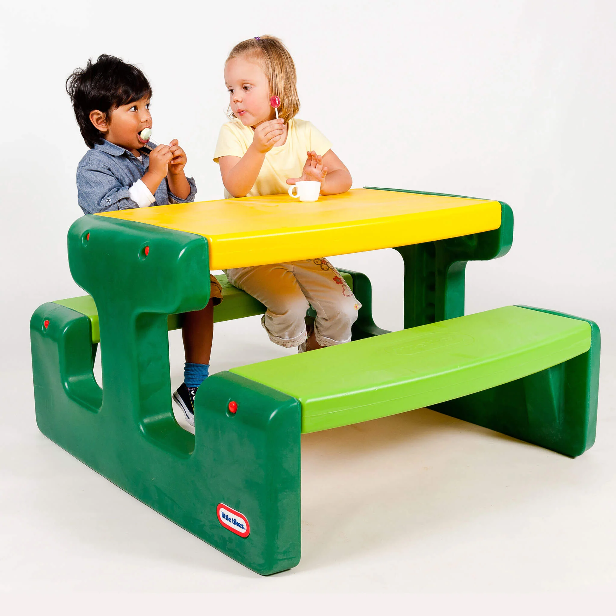 Large Picnic Table - Evergreen - Image 2
