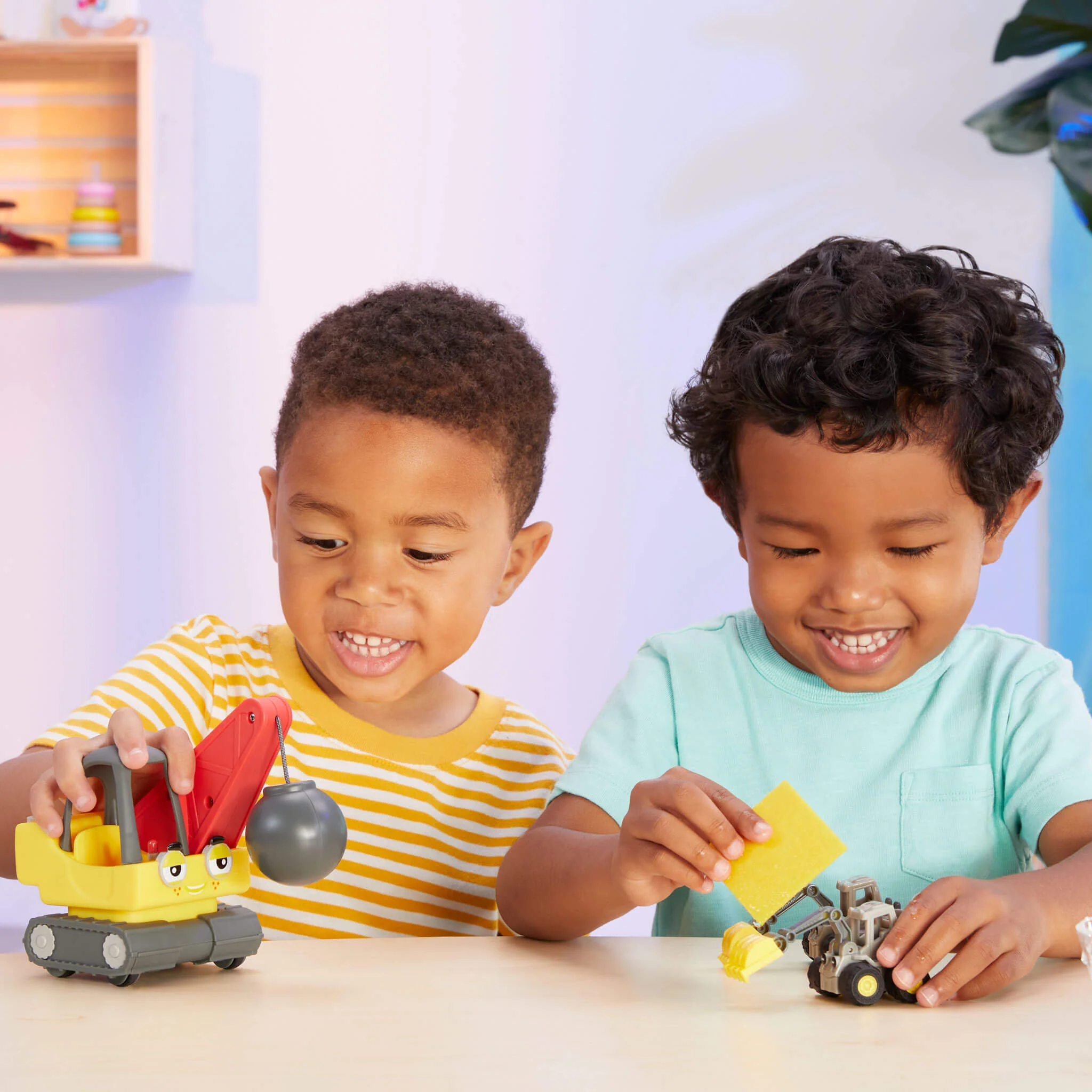 Let’s Go Cozy Coupe™ 3pk Construction Vehicles - Image 2