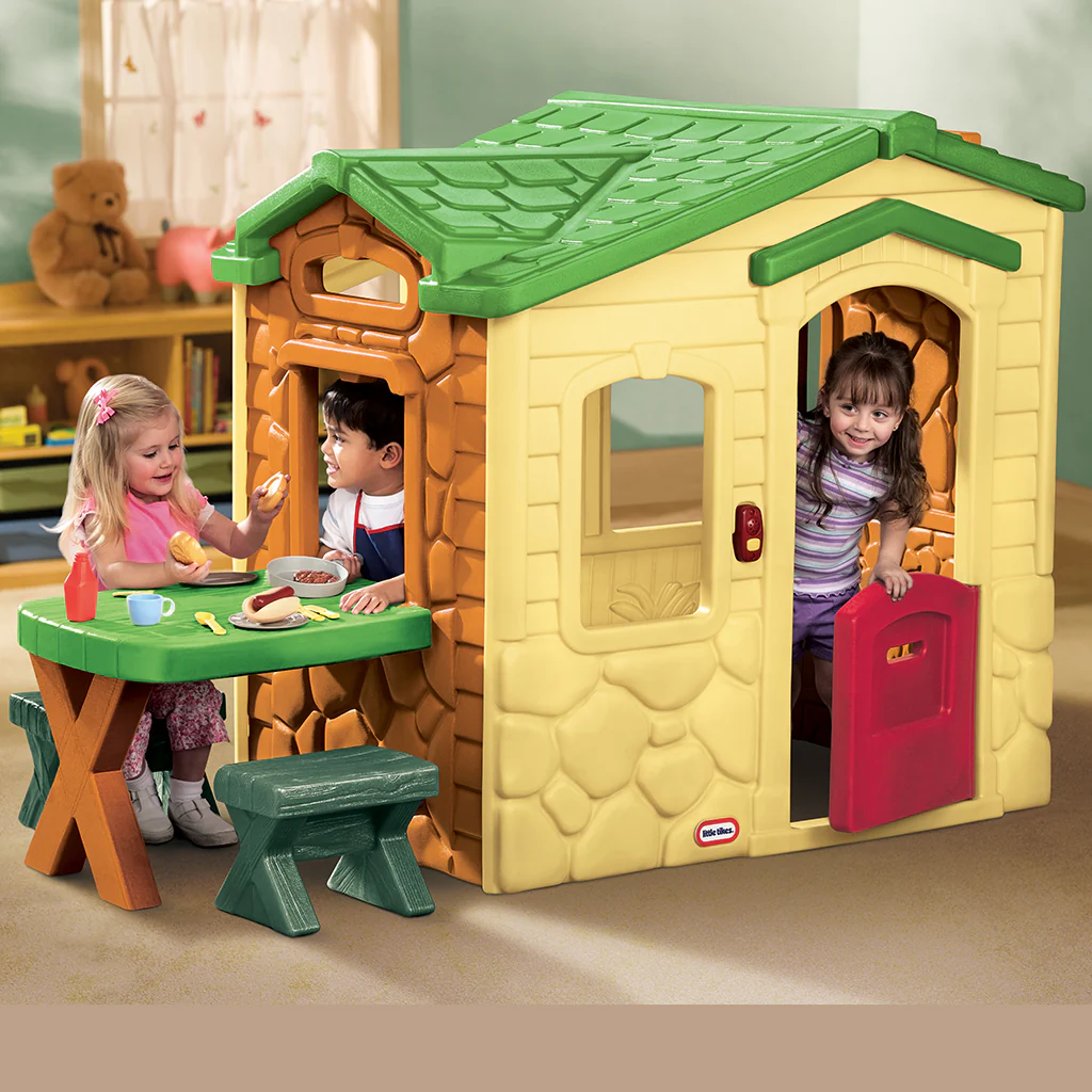 Picnic on the Patio⢠Playhouse - Natural