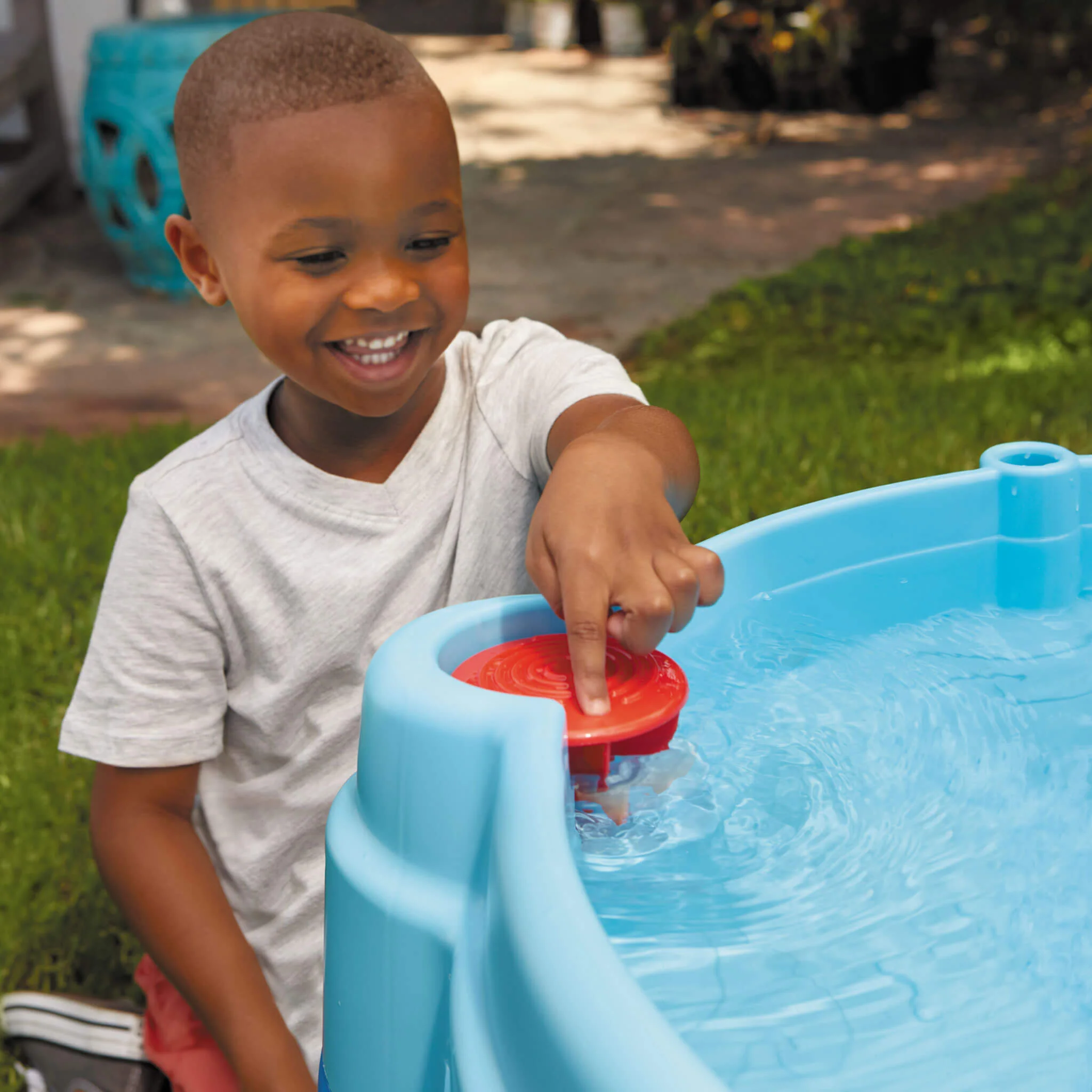 Spinning Seas Water Table™ - Image 5