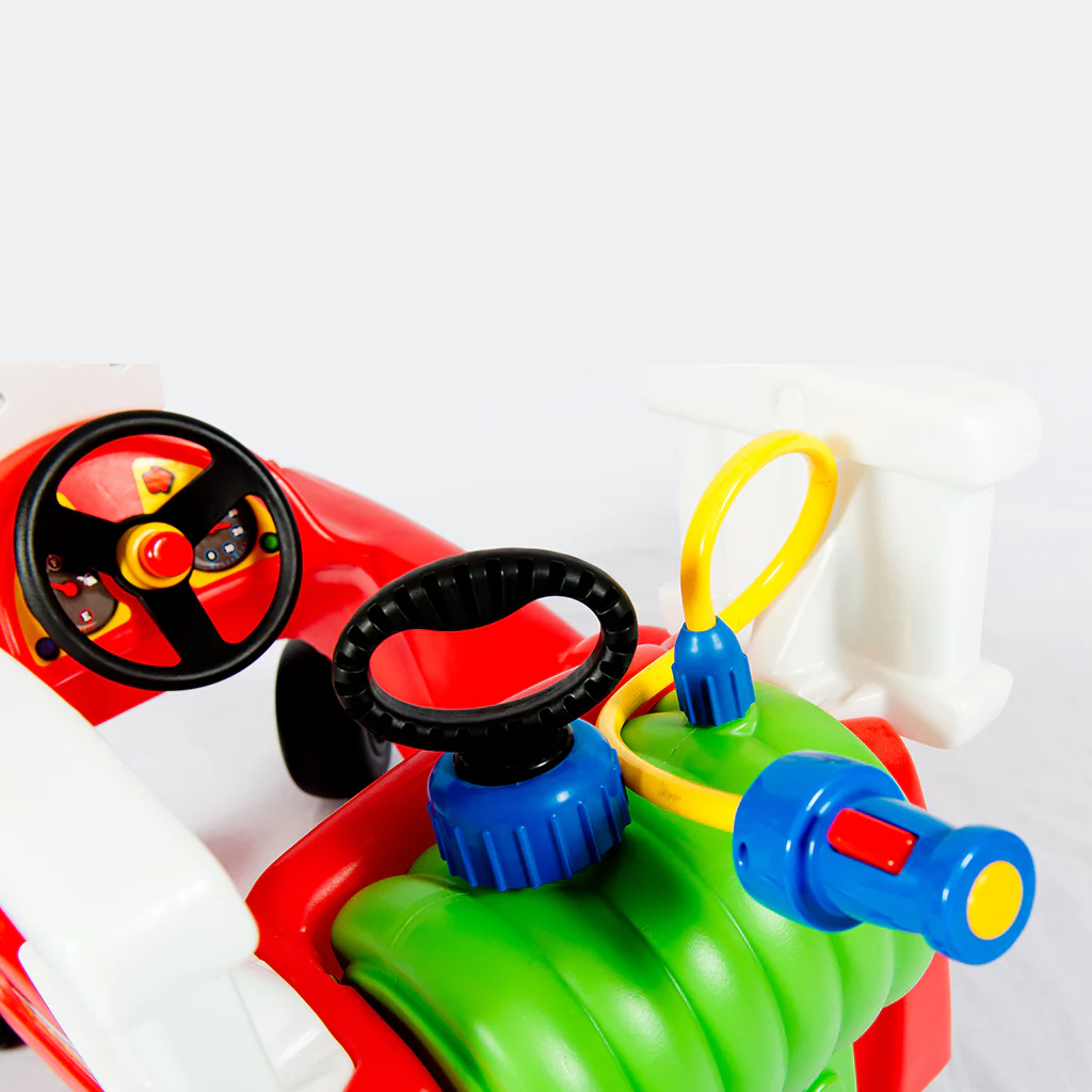 Spray & Rescue Fire Truck - Image 5